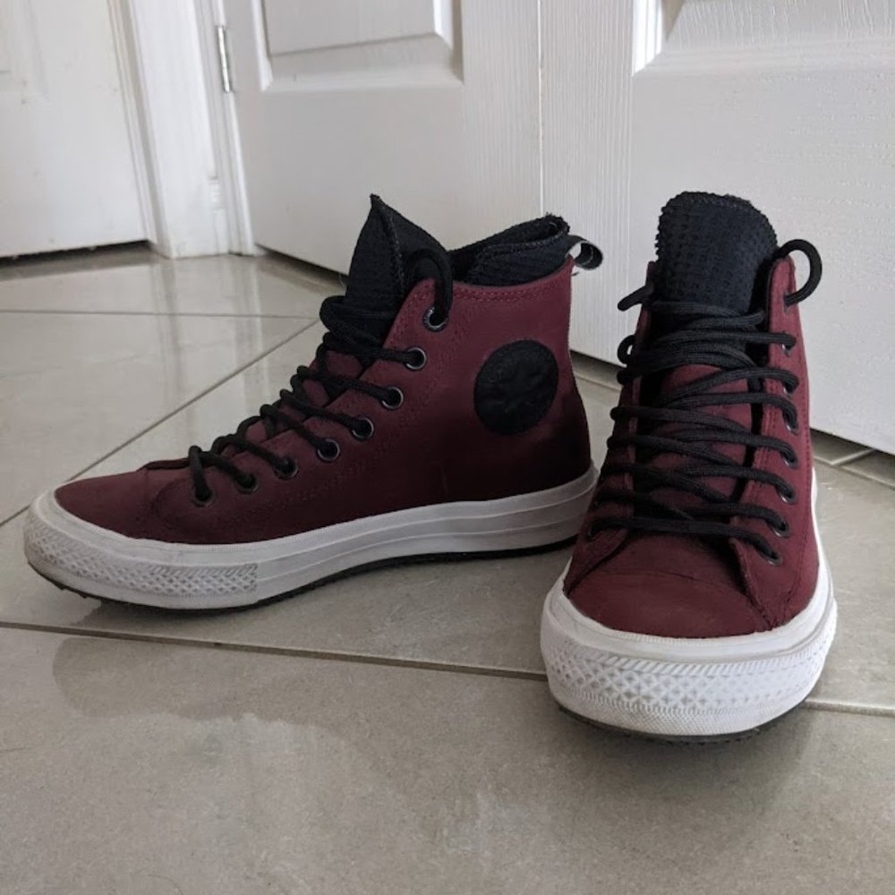 Converse Chuck Taylor WP Boot Hi Dark Burgundy